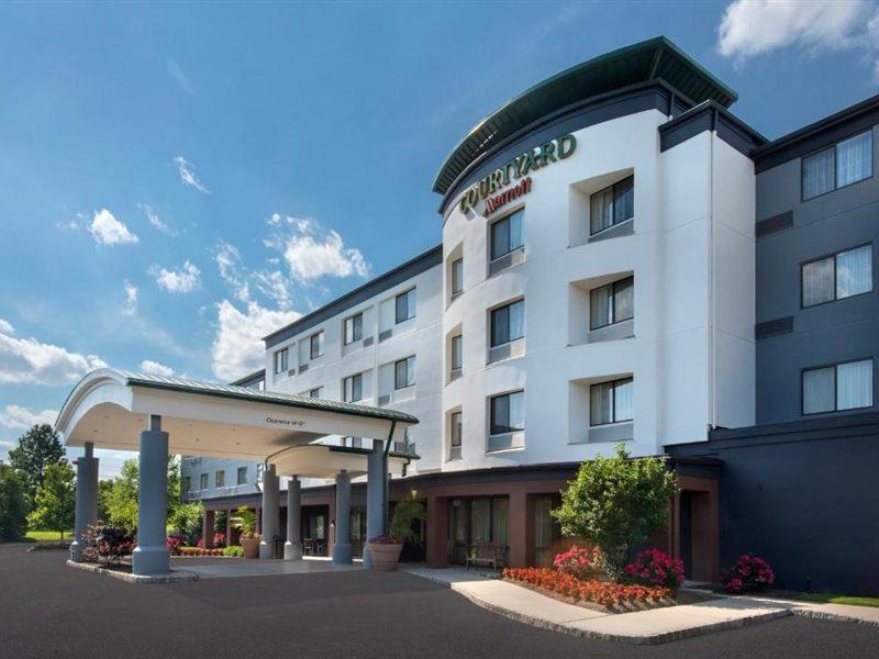 Courtyard By Marriott Lebanon Hotel Bagian luar foto