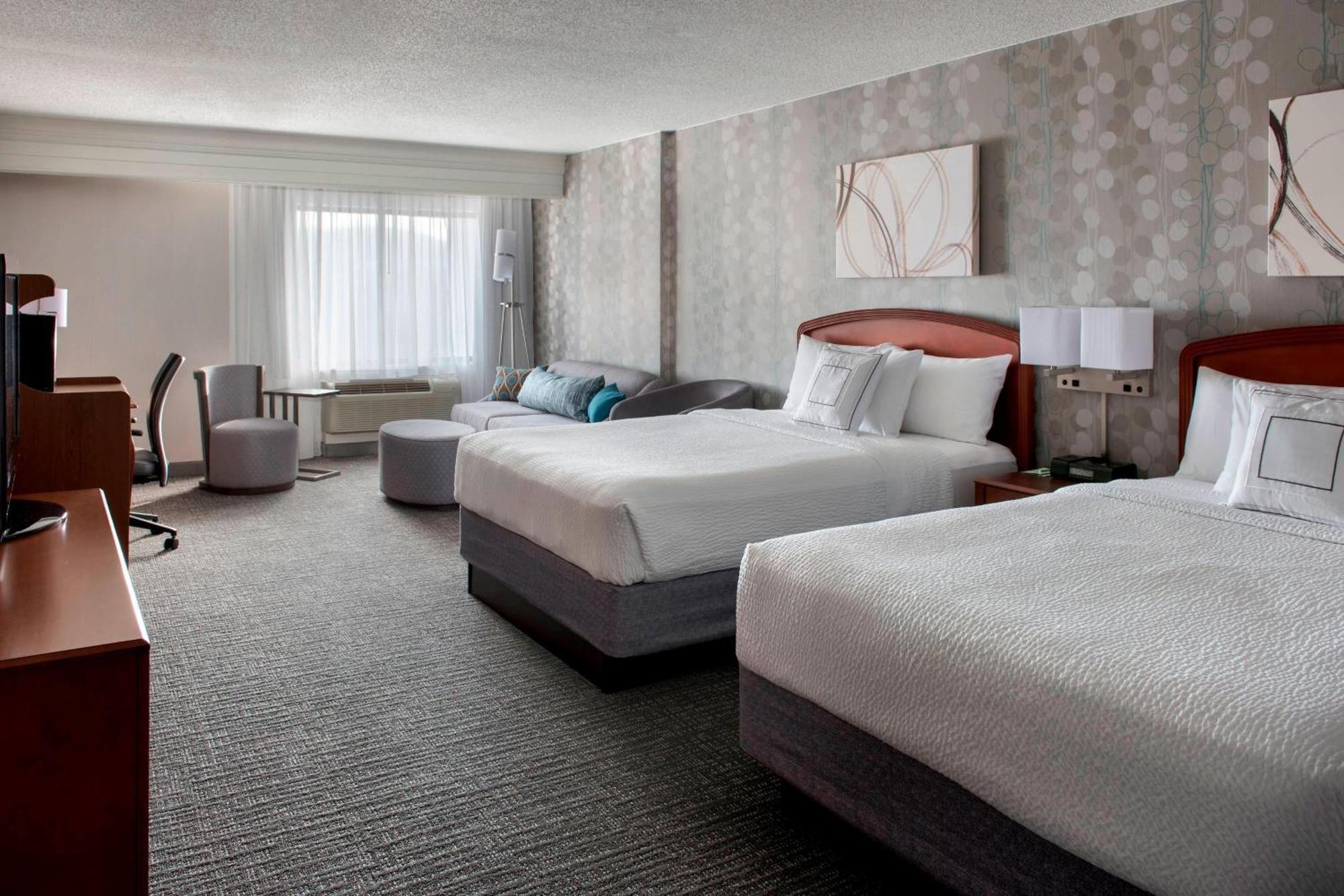 Courtyard By Marriott Lebanon Hotel Bagian luar foto