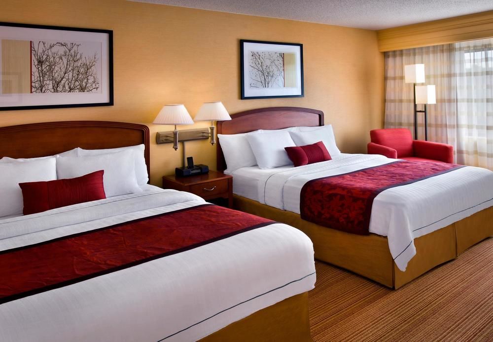 Courtyard By Marriott Lebanon Hotel Bagian luar foto
