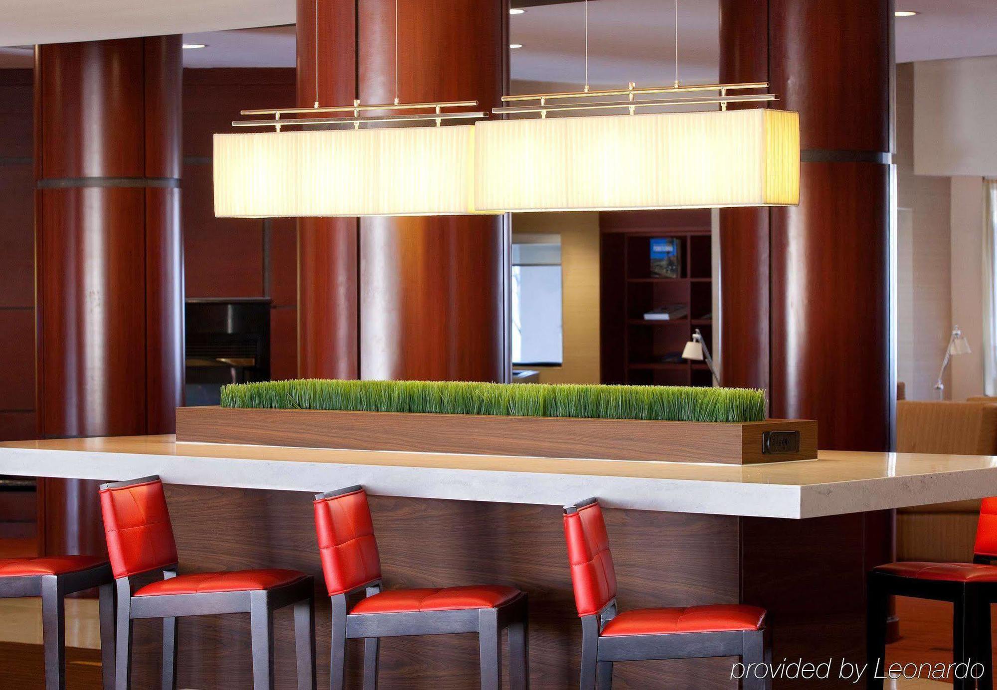 Courtyard By Marriott Lebanon Hotel Restoran foto